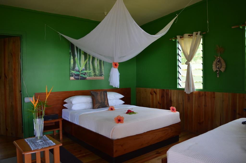 Mai Dive' Astrolabe Reef Resort Naqara Bilik gambar